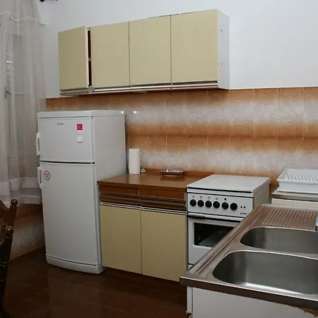 Apartment By The Sea Pucisca, Brac - 2942 Pucisca